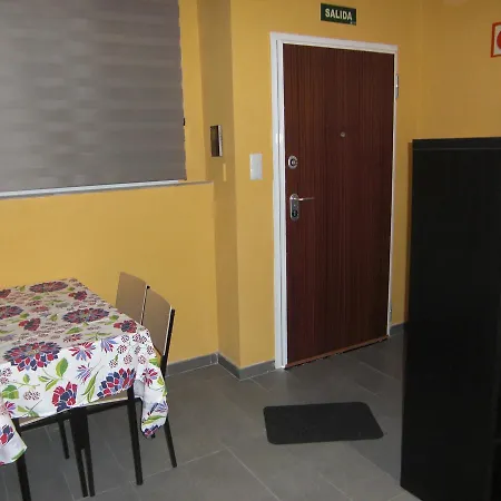 A.t. Altamira 15 Apartment *